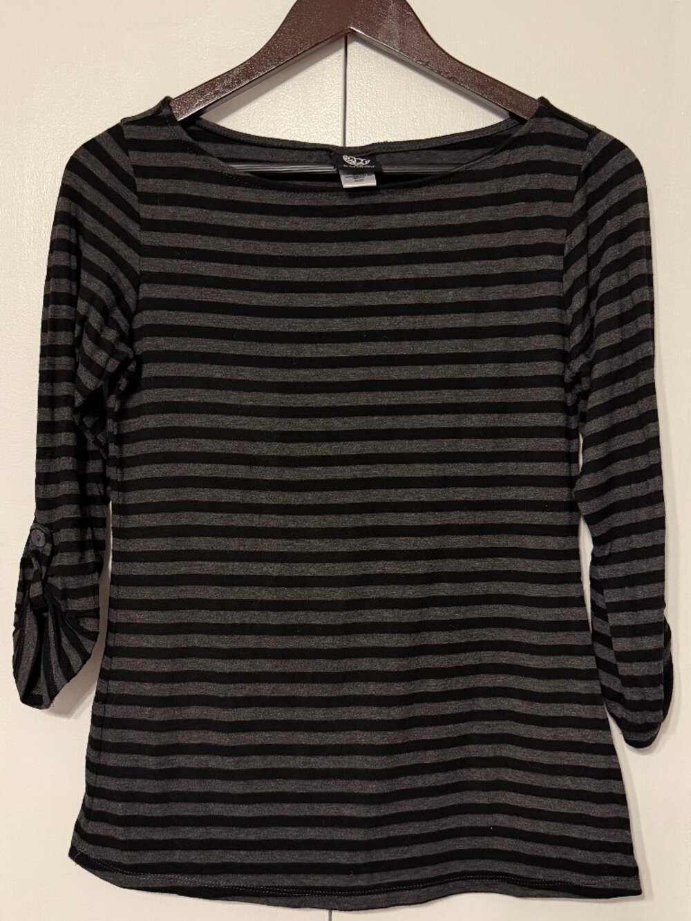 Bobeau Gray Black Striped Boat Neck 3/4 Sleeve Top Size Medium